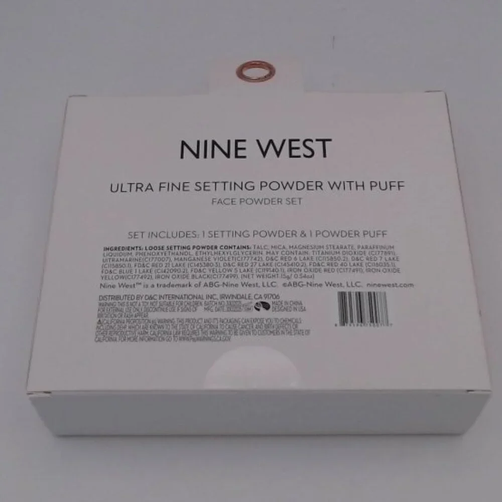 Nine West Ultra Fine Setting Powder & Puff Face‎ Powder Set BNIB